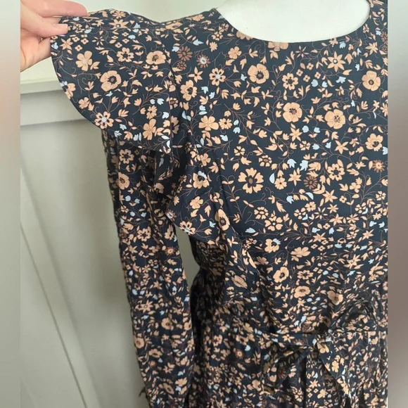 Christy Dawn Navy Floral Dress - Picture 3 of 9